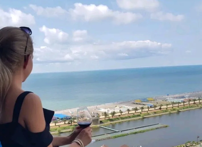 Й этаж ORBI CITY APARTMENTS вид на море и фонтаны