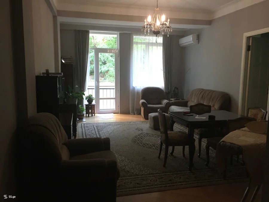 3 room Flat For Rent. Vake