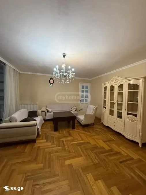 4-комнатная квартира, 80 кв.м, $700
