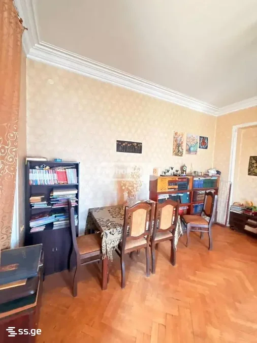 Коммерческое помещение на chikovani st. დ Saburtalo