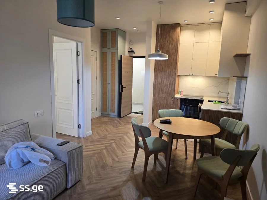 2 room Flat For Rent. Lisi lake