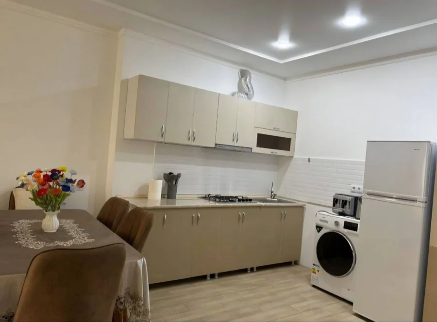 Квартиру 2+1 по улице Джавахишвили,61Б