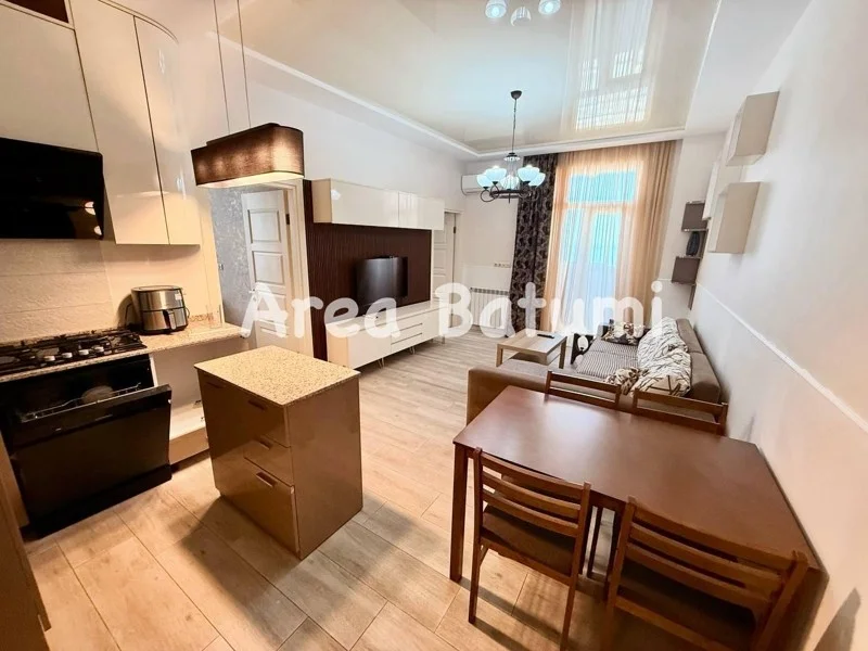 Зураб Горгиладзе, 92-94: 3-комнатная, 85.0 м²