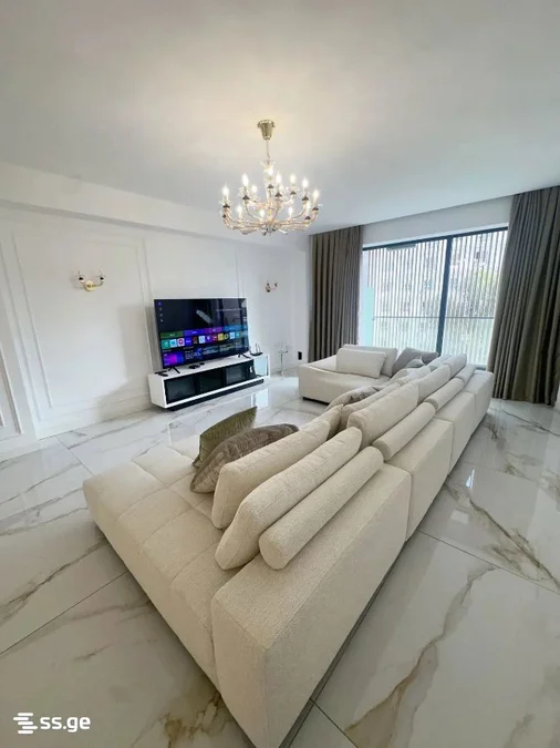 4 room Flat For Sale. Vake
