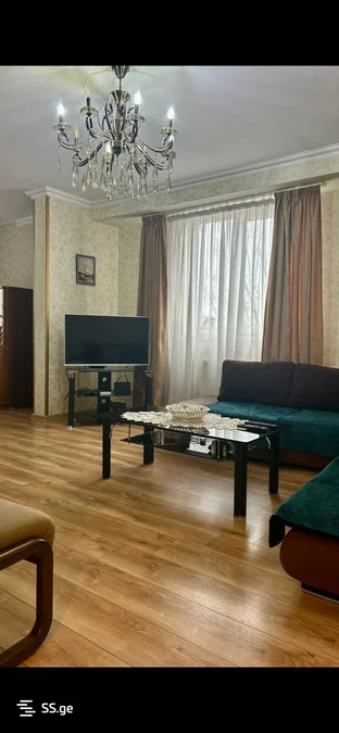 3-комнатная квартира в Тбилиси
