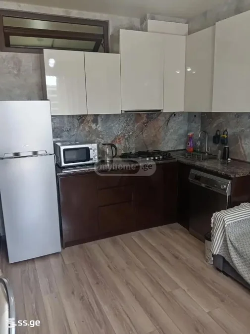 3-комнатная квартира в Тбилиси