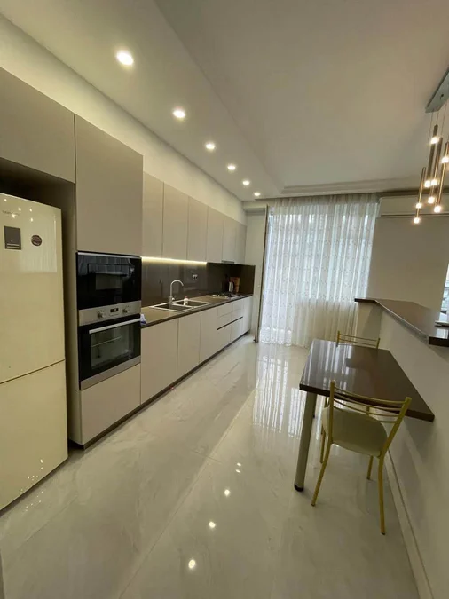 4 комнаты в Сабуртало, $200.000