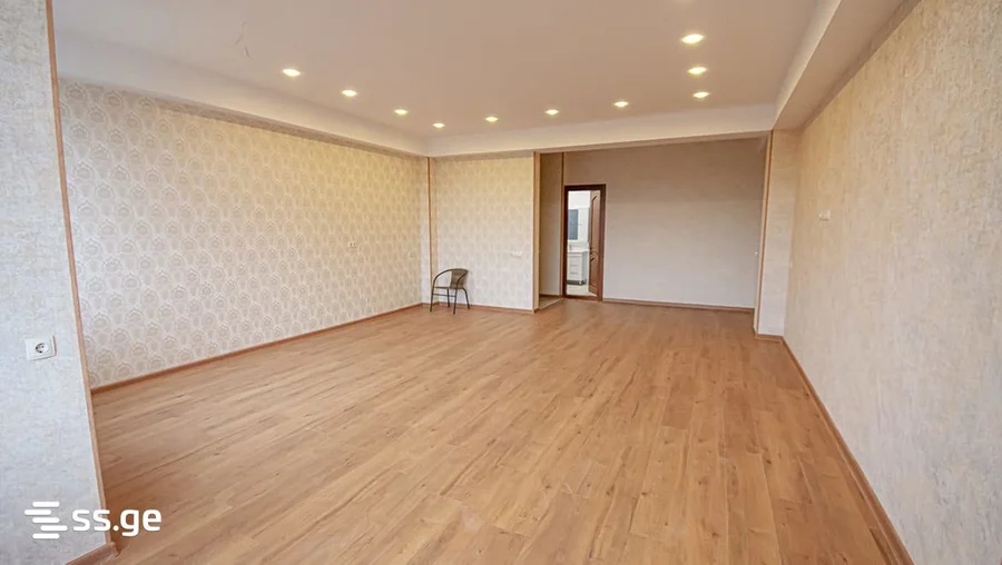 5 room Flat For Sale. Sanzona