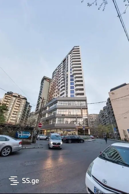 3-комнатная квартира в Тбилиси