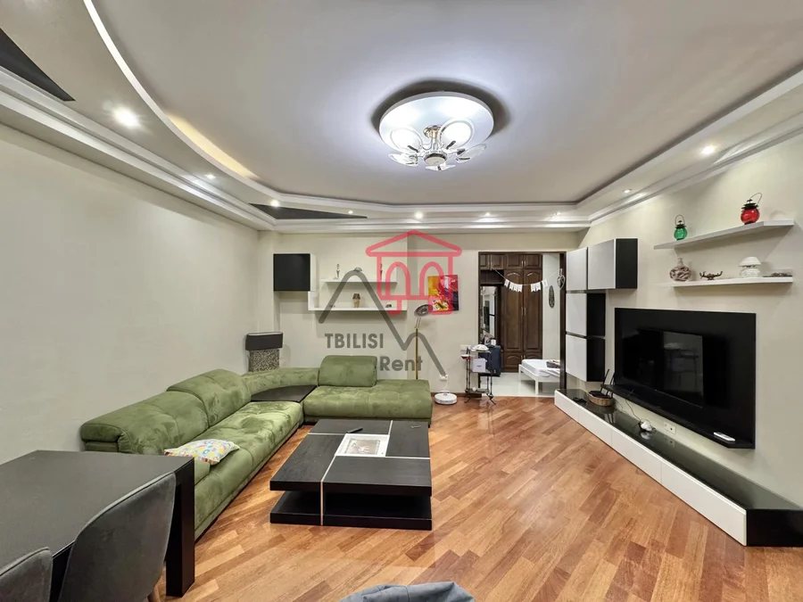 5-комнатная квартира, 162 м², $1500