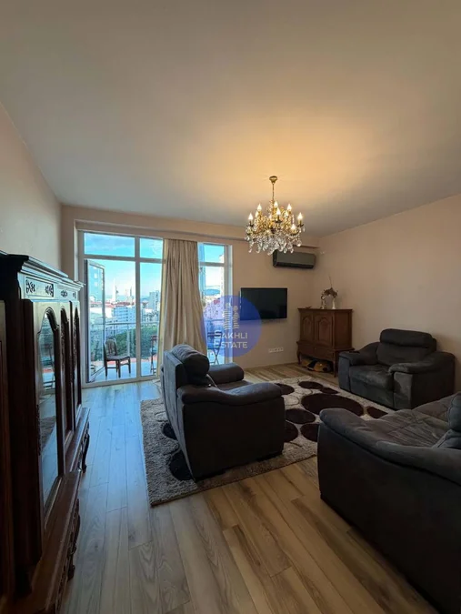 4-комнатная квартира, Пиросмани 1а, $1100/мес