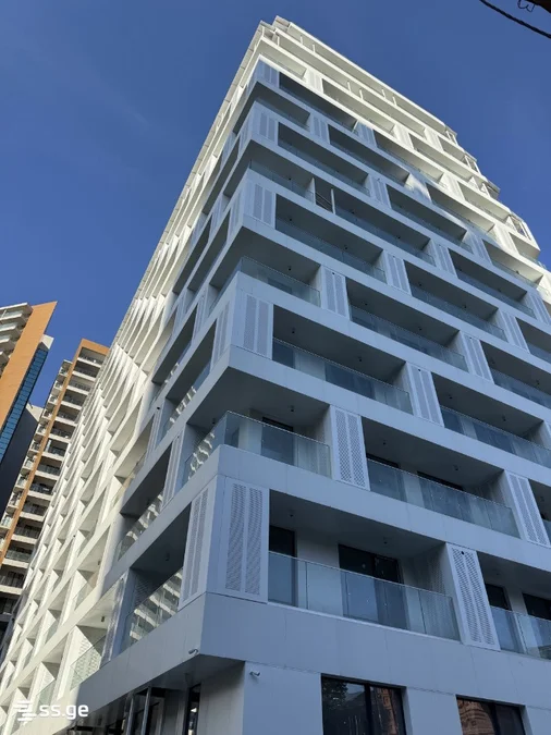 5 room Flat For Sale. Vake