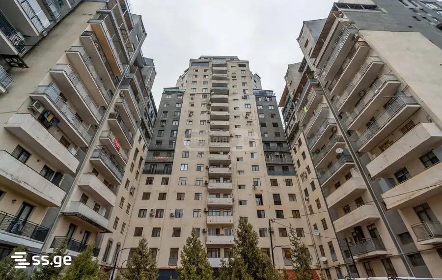 5-комнатная квартира в Тбилиси