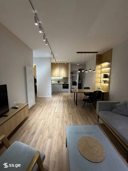 3 room Flat For Rent. Vake