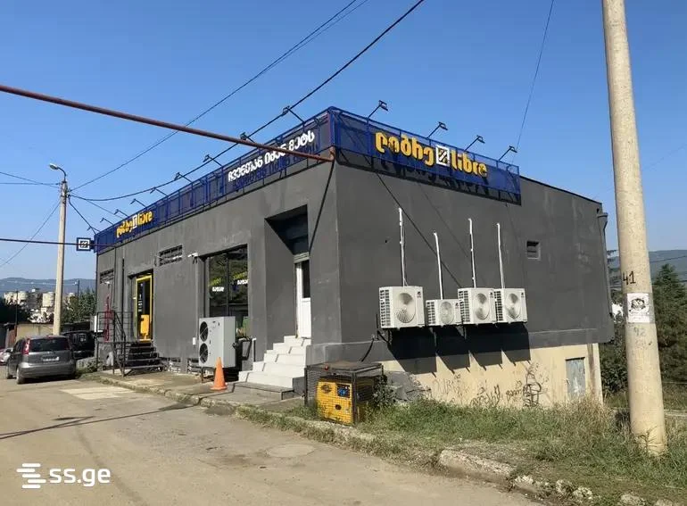 Коммерческое помещение 370 кв.м в Мухиани, продажа