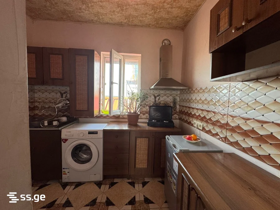 2 room Private House For Rent