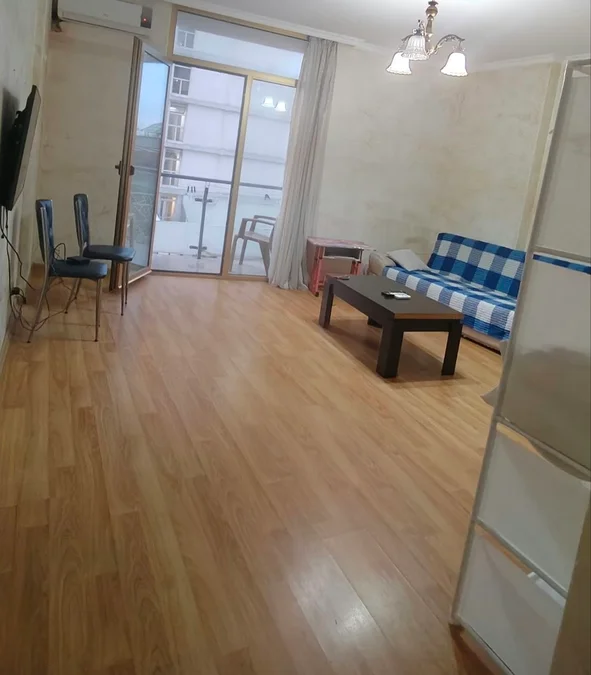 1+1, 70 кв квартира улица кобаладзе 4. $400 555352537