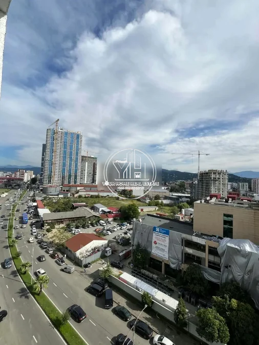 3-комнатная квартира, 94 м², $1000