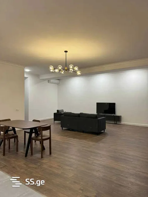 2 room Flat For Rent. Vake