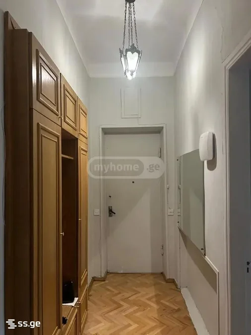2-комнатная квартира в Тбилиси