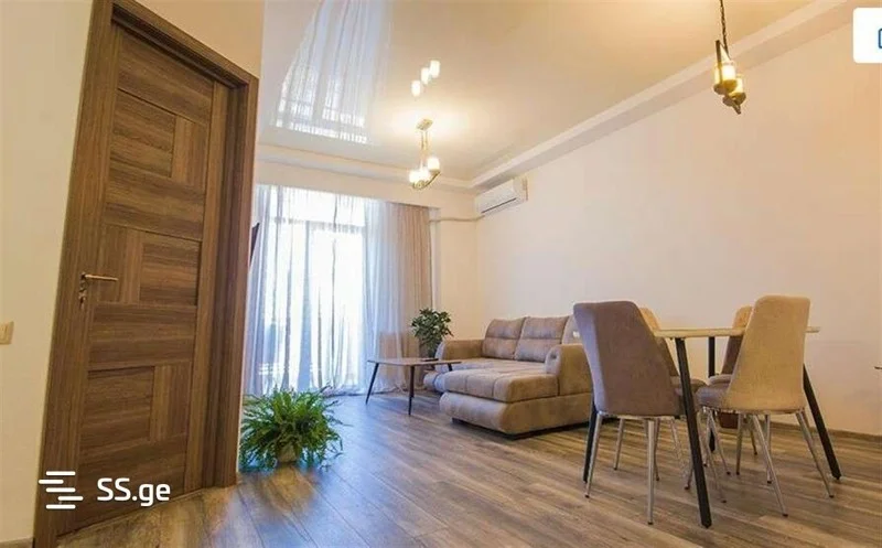 Well House: 3-комнатная, 100.0 м²