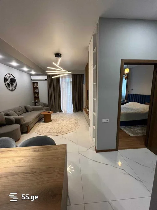 2 room Flat For Rent. Isani