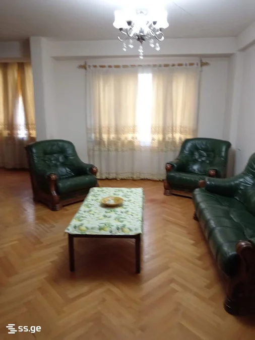 3-комнатная квартира в Тбилиси