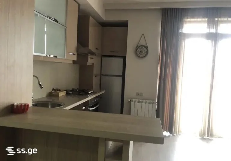 Коммерческое помещение на проспект Кетеван Цамебули 41 Avlabari