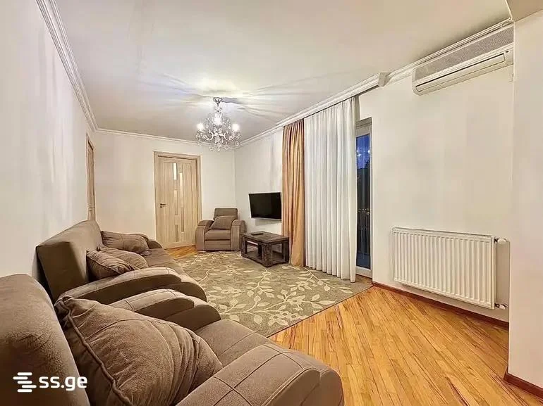 4-комнатная квартира. Сабуртало