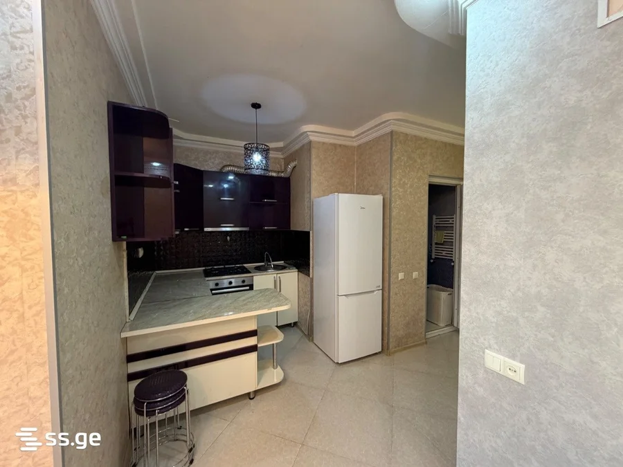 3-комнатная квартира, 60 кв.м, $500