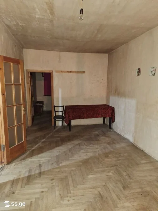 3-комнатная квартира в Тбилиси