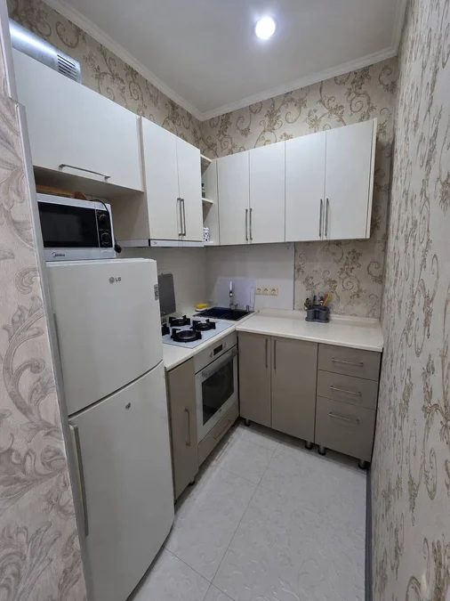 1+1, ул. Пиросмани 1А, $600