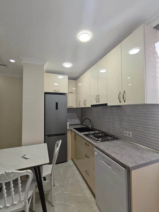 3-комнатная квартира, улица Ангиси, 20/22, $800