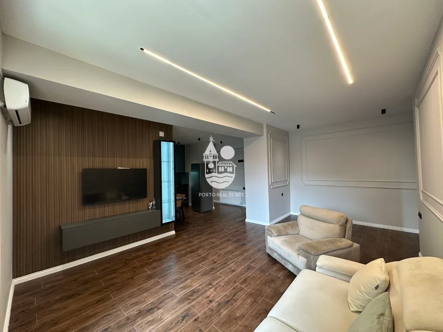 2+1 ул. Такаишвили 5, $1000