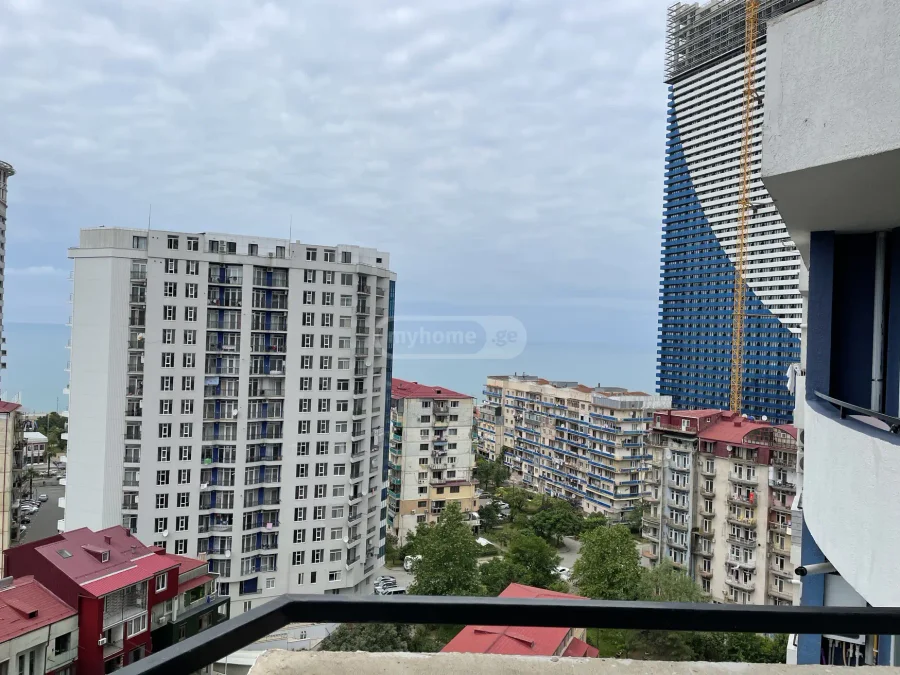 Студия с видом на море на ул. Пиросмани, до сезона