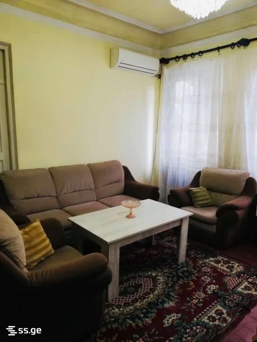 1+1 на Тбель Абусеридзе ул. 30 Khimshiashvili District