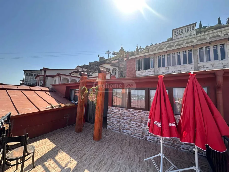 4 room Flat For Sale. Sololaki