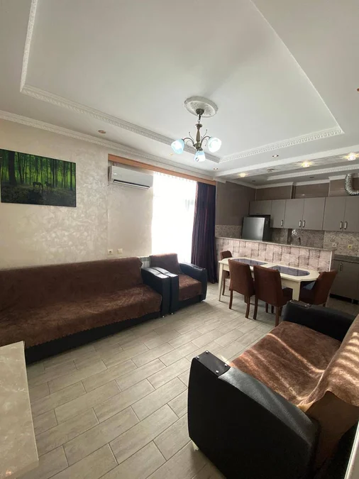 2+1 на улица Давида Агмашенебели 3 Agmashenebeli District