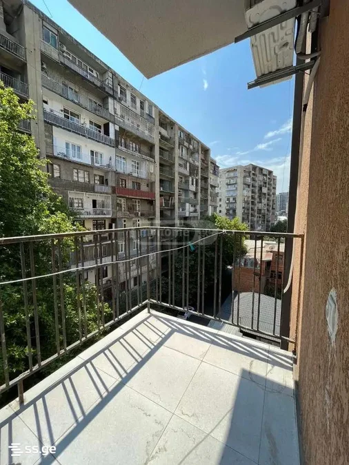 3-комнатная квартира в Тбилиси