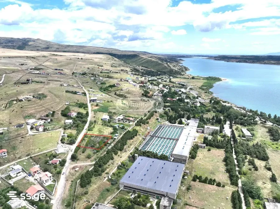Участок земли на продажу. Тбилисское море