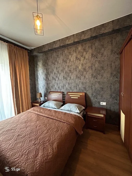 Apex Dadiani: 2-комнатная, 50.0 м²