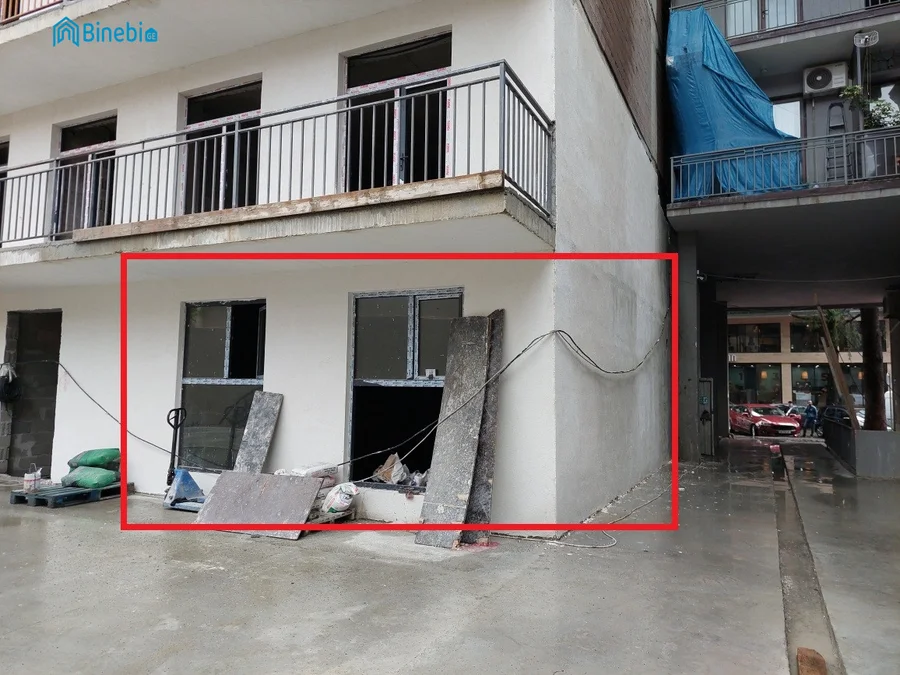 Commercial space For Sale