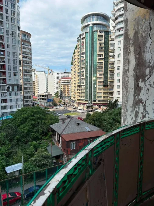 2+1, ул. Абусеридзе 35, 90 м²
