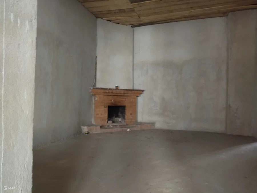 9 room Private House For Sale. Vera