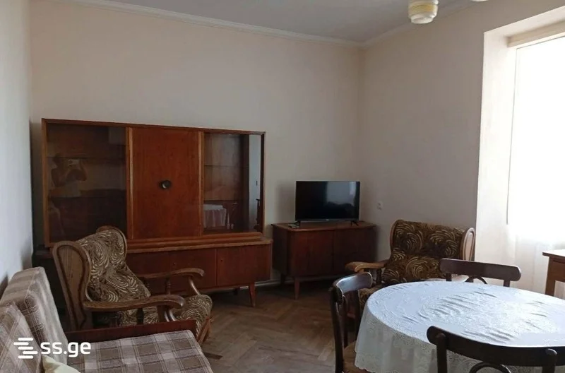 И. Фарджиани ул., 3: 2-room, 64.0 m²