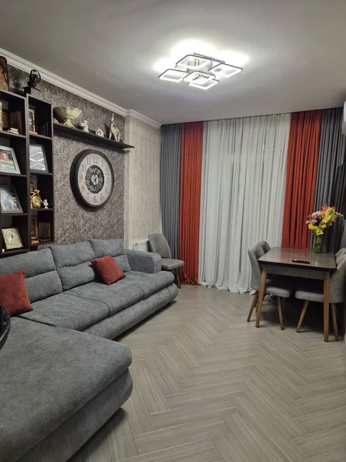 3-комнатная квартира, Новый Бульвар, $700