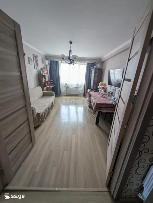 5 room Flat For Sale. Digomi village
