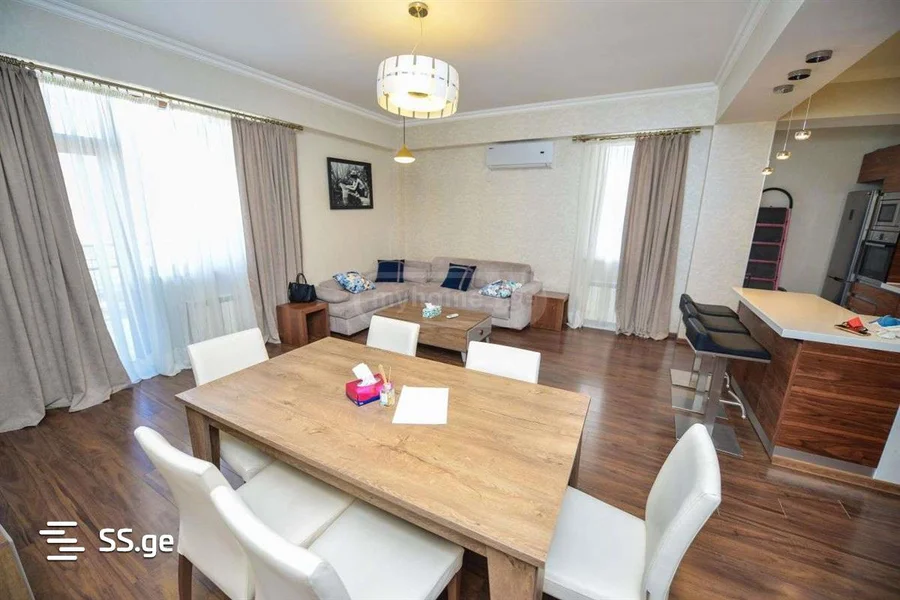 3 room Flat For Rent. Vake