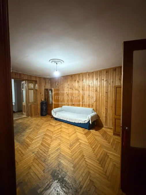 3-комнатная квартира в районе Кахабри