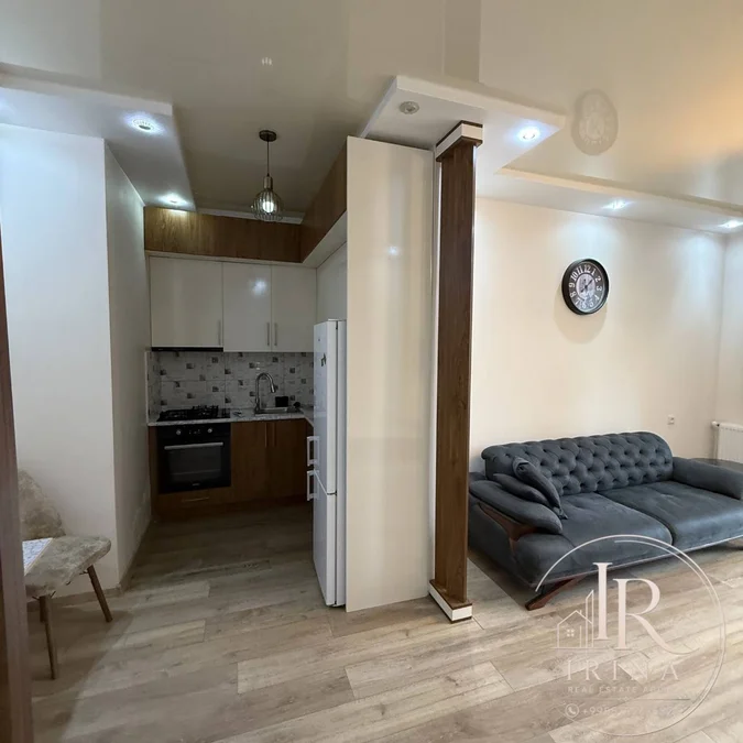 Квартиру 2+1 по улице Генерала Аслана Абашидзе,19